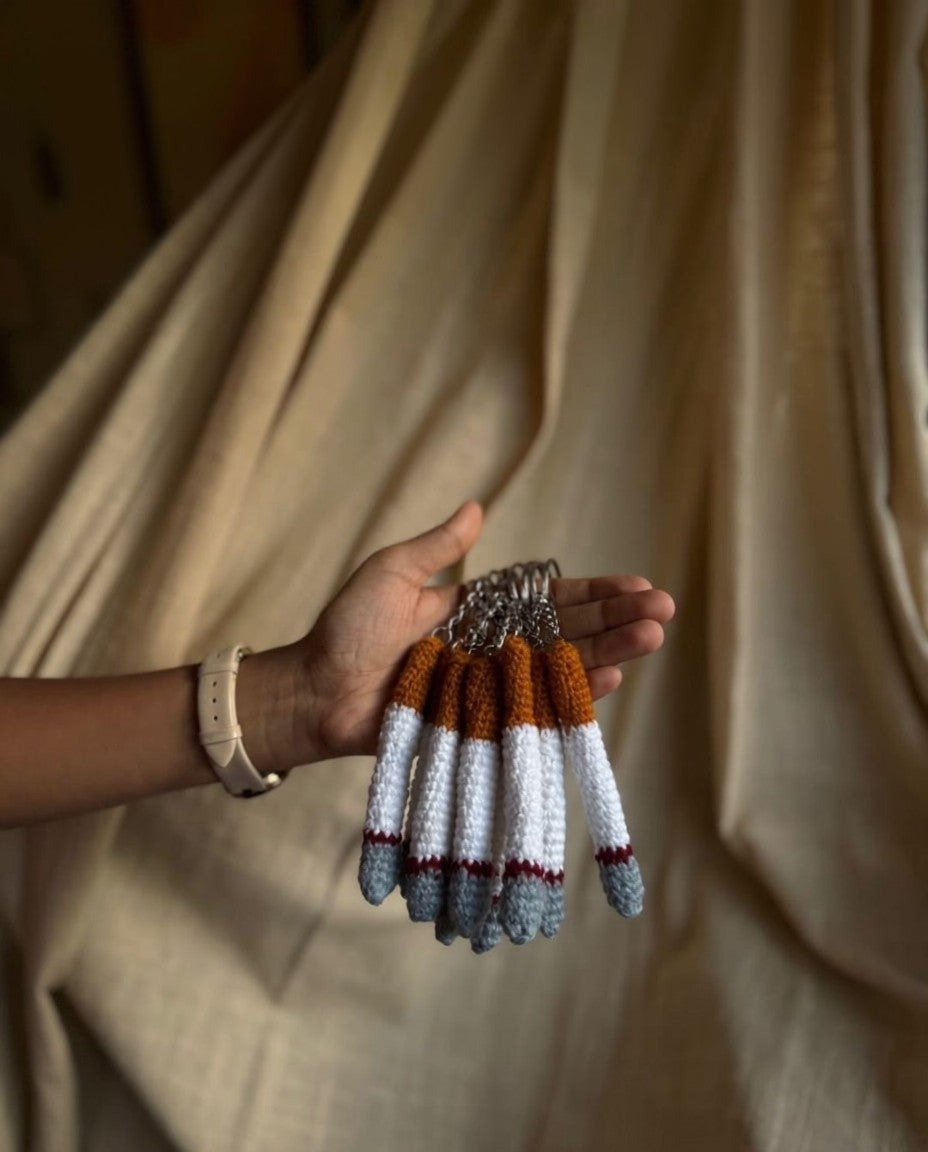 Cigarette Keychain, hand-crocheted by Mindori