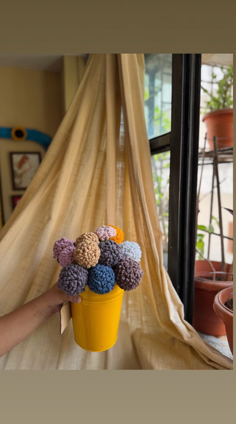 Ping Pong Flower, hand-crocheted by Mindori