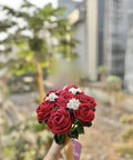 Red Roses & Jasmine, hand-crocheted by Mindori